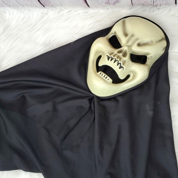 Vintage Y2K Scream Style Skeleton Ghostface Ghost Halloween Mask Molded Plastic - Picture 3 of 11